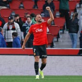 El delantero del Mallorca Vedat Muriqi celebra su gol ante el Rayo Vallecano