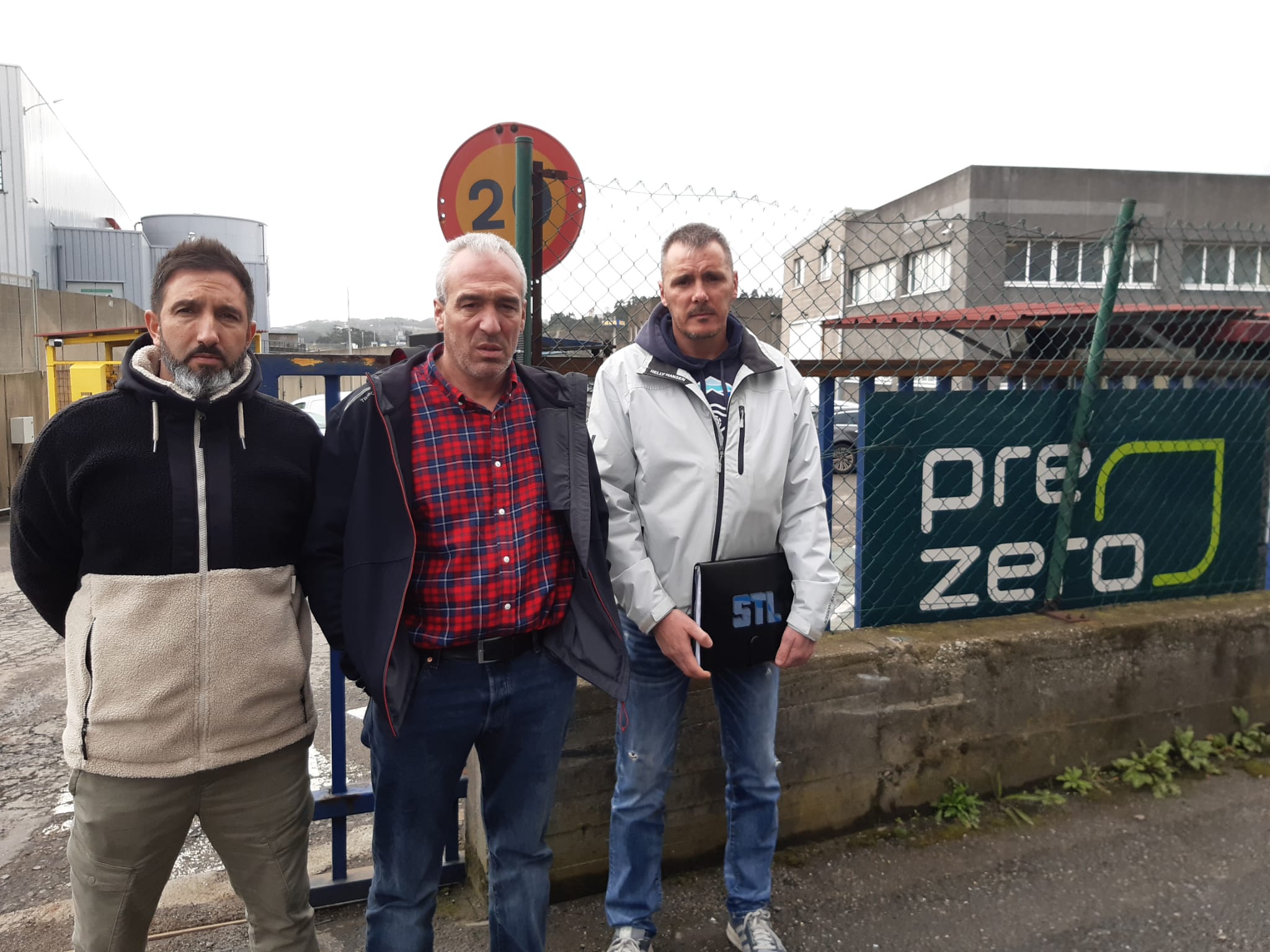 Alfonso Seijo: "La alcaldesa tiene que pedir los partes de trabajo diarios a Prezero y mirar si se está cumpliendo el pliego técnico y administrativo" Alfonso Seijo: "La alcaldesa tiene que pedir los partes de trabajo diarios a Prezero y mirar si se está cumpliendo el pliego técnico y administrativo"