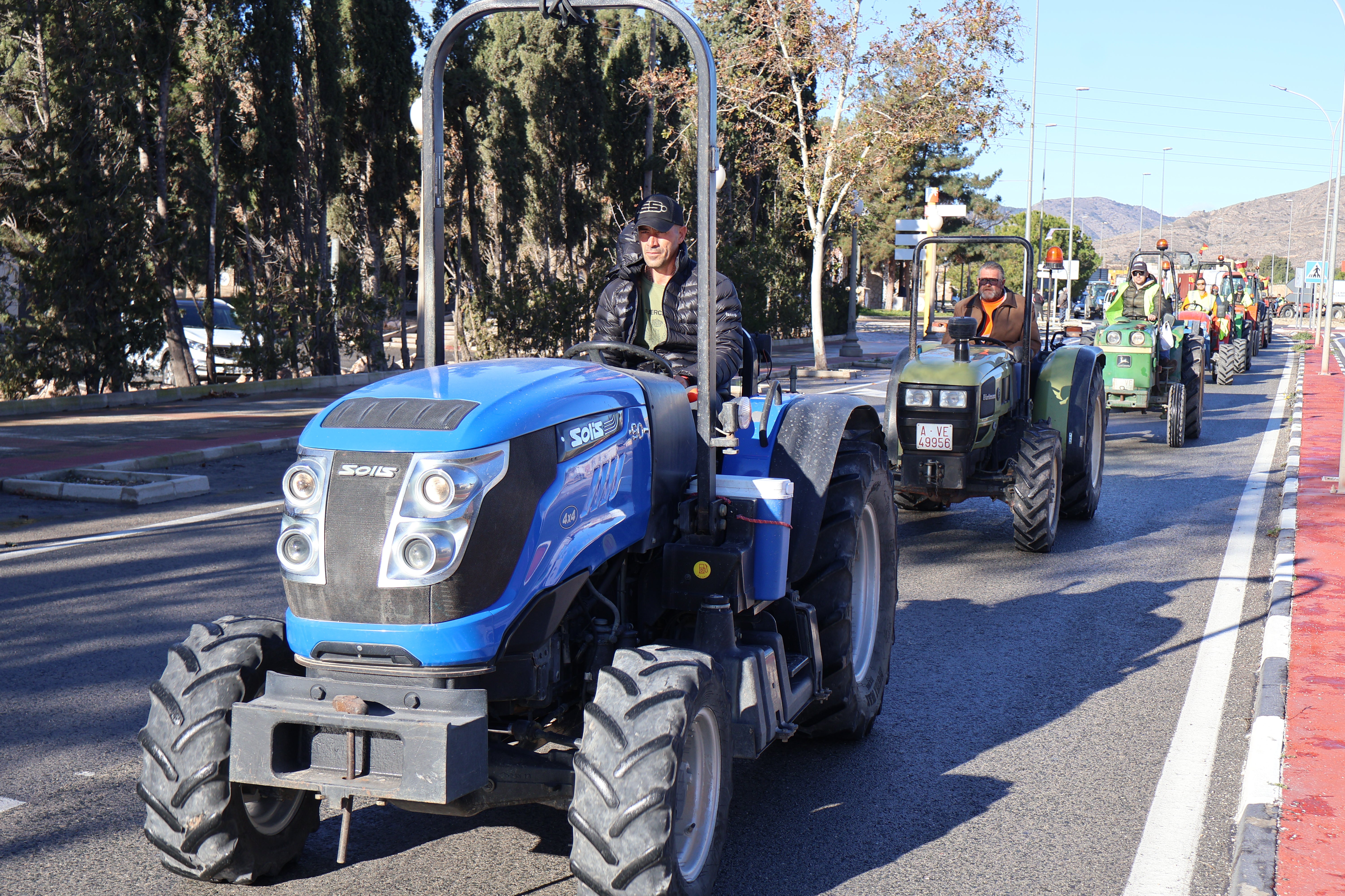 La tractorada de la agricultura toma Novelda como avance de lo que se prepara en Villena para el viernes La tractorada de la agricultura toma Novelda como avance de lo que se prepara en Villena para el viernes