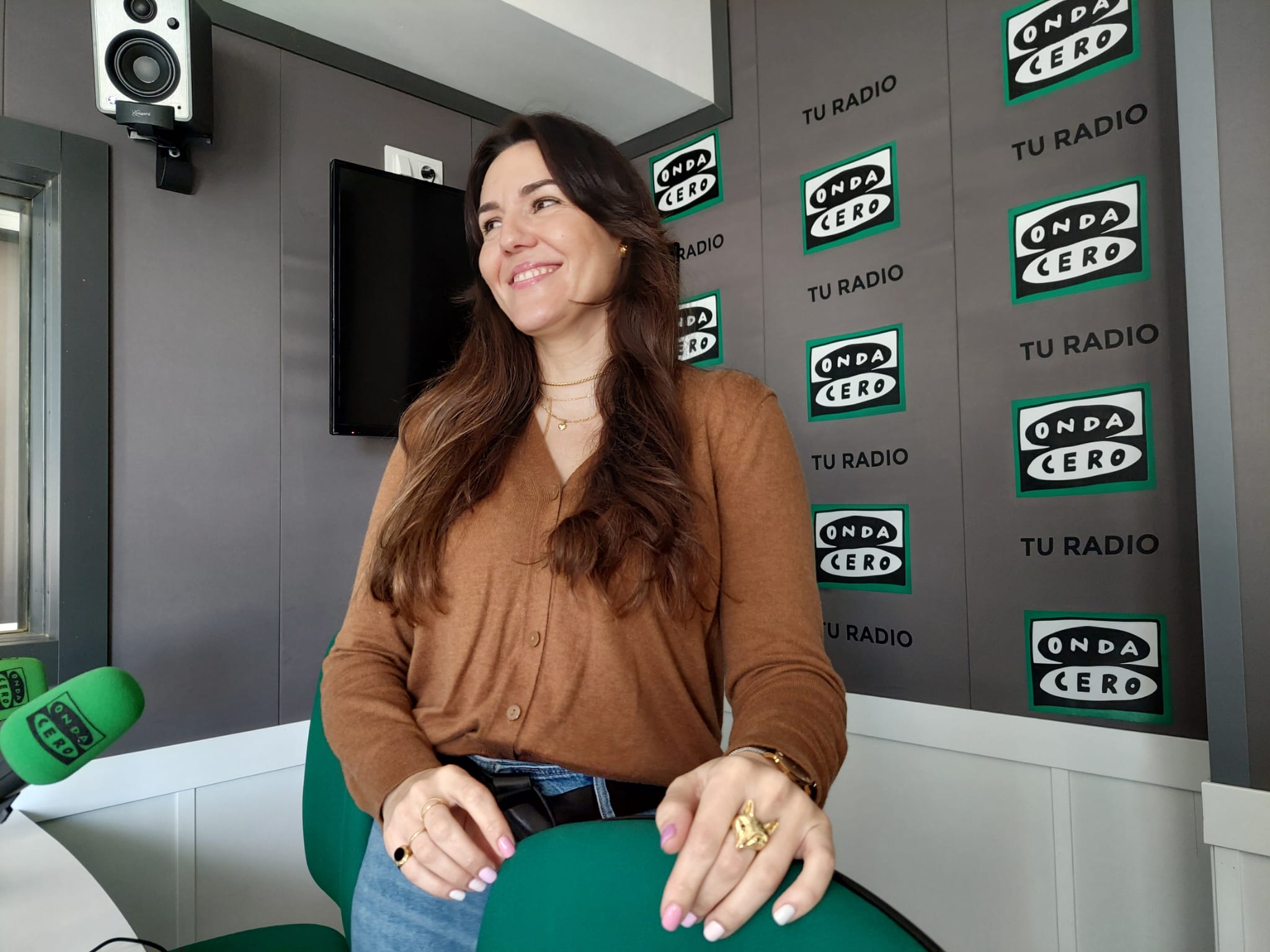Mátine Rosace se suma a la moda de "Zorra" Mátine Rosace se suma a la moda de "Zorra"