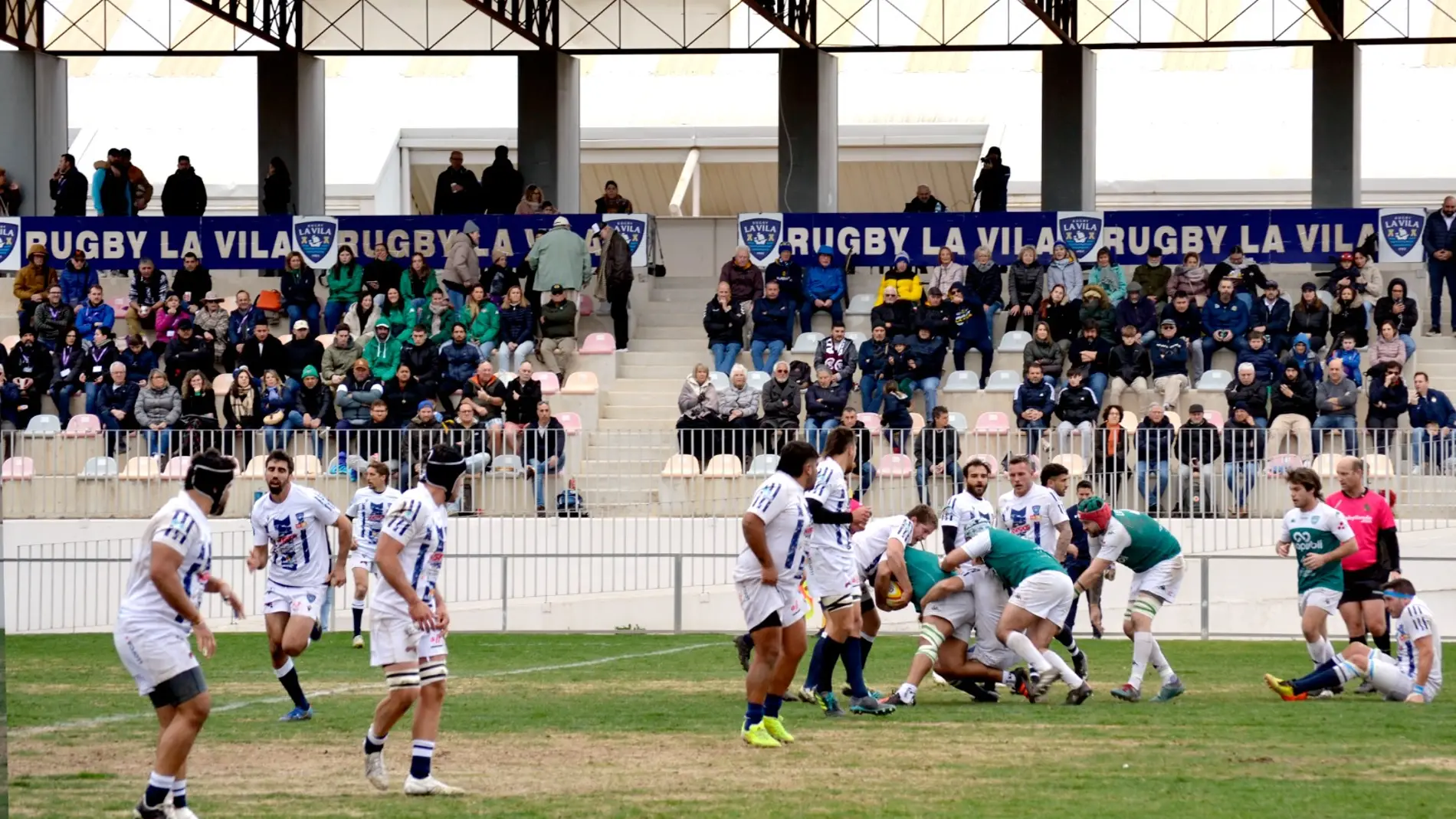 El Rugby la Vila logra su primera victoria en la segunda fase de la liga (37-20)
