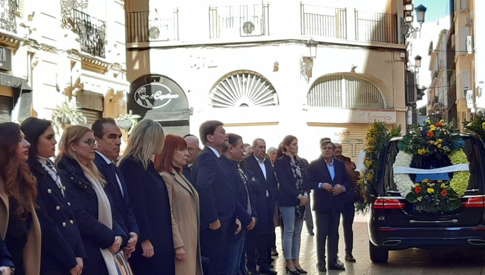 La corporación despide a Miguel Valor 