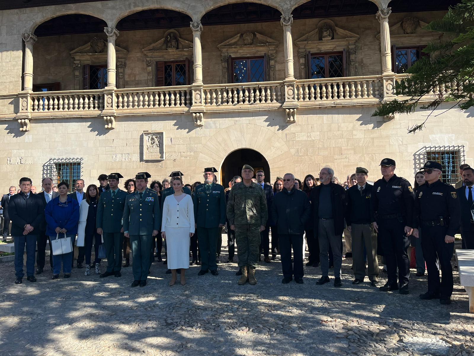 Prohens condena la muerte de dos guardias civiles por una 'narcolancha' en Barbate Prohens condena la muerte de dos guardias civiles por una 'narcolancha' en Barbate
