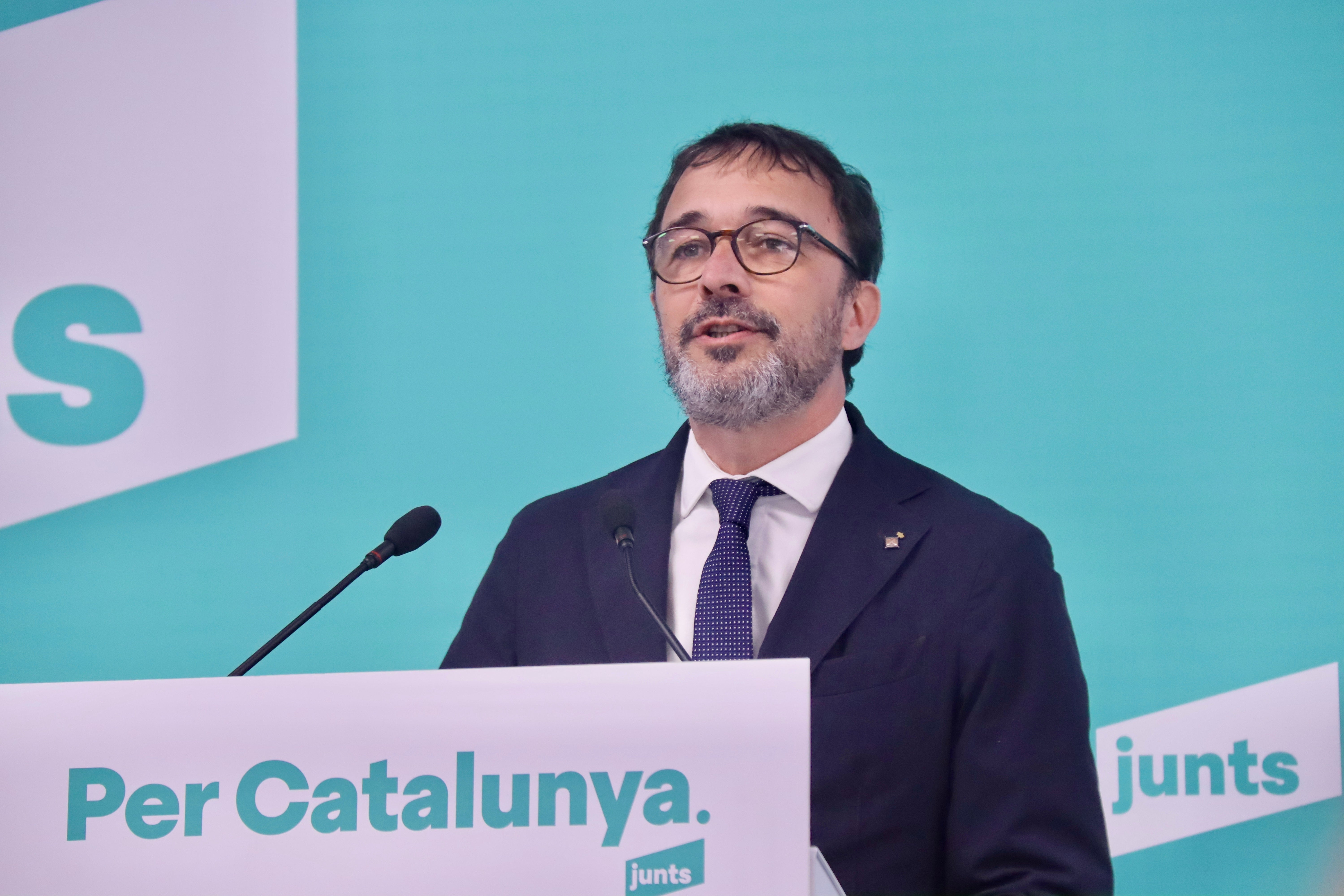 Junts per Catalunya guarda silenci sobre les converses amb Feijóo Junts per Catalunya guarda silenci sobre les converses amb Feijóo