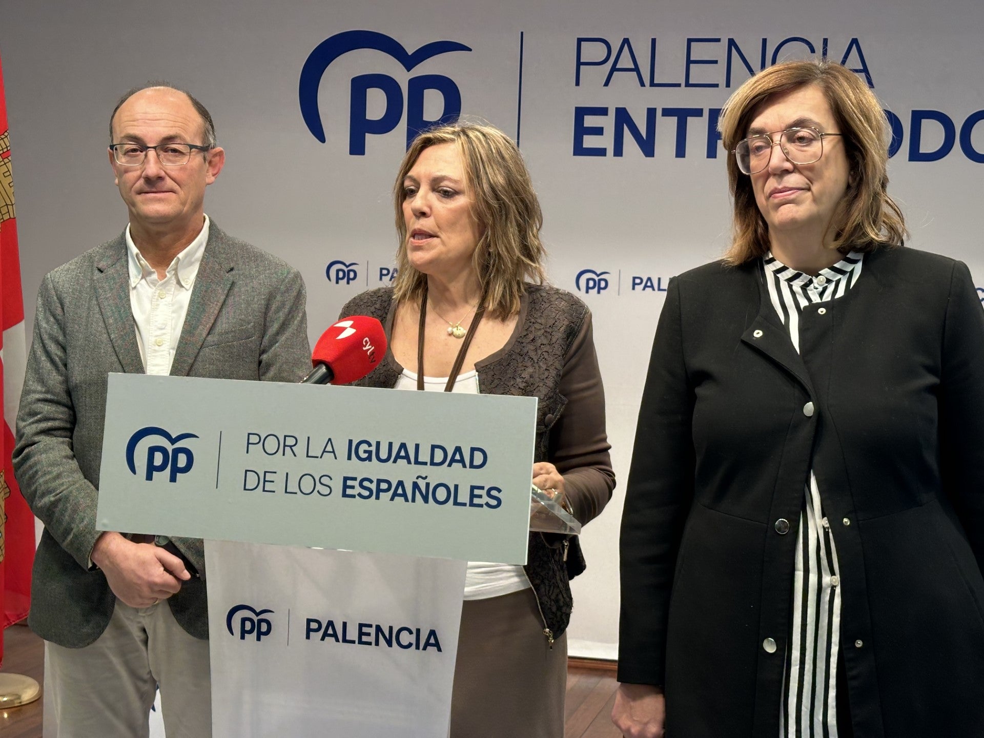 El PP muestra su “firme apoyo y compromiso” con todos los profesionales del sector primario palentino El PP muestra su “firme apoyo y compromiso” con todos los profesionales del sector primario palentino