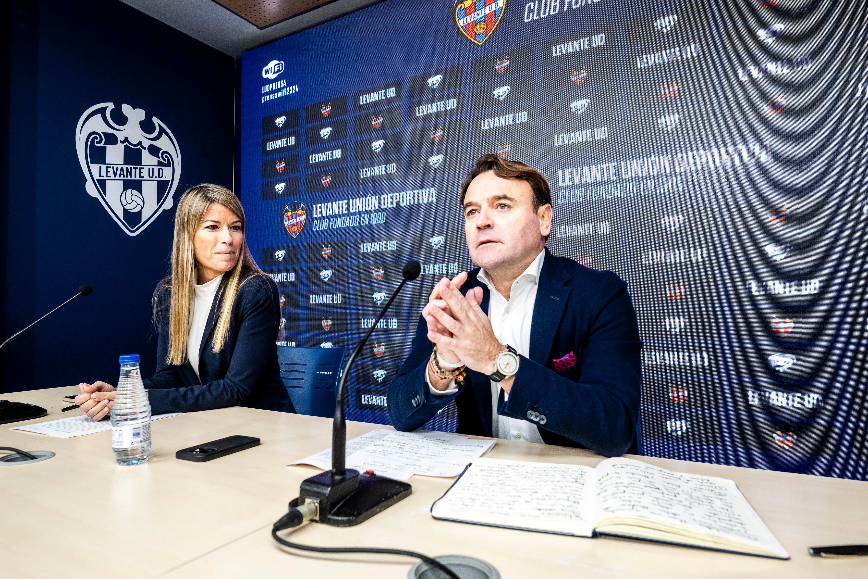 El Levante UD continua con los despidos una semana antes de explicar las cuentas a los medios de comunicación El Levante UD continua con los despidos una semana antes de explicar las cuentas a los medios de comunicación