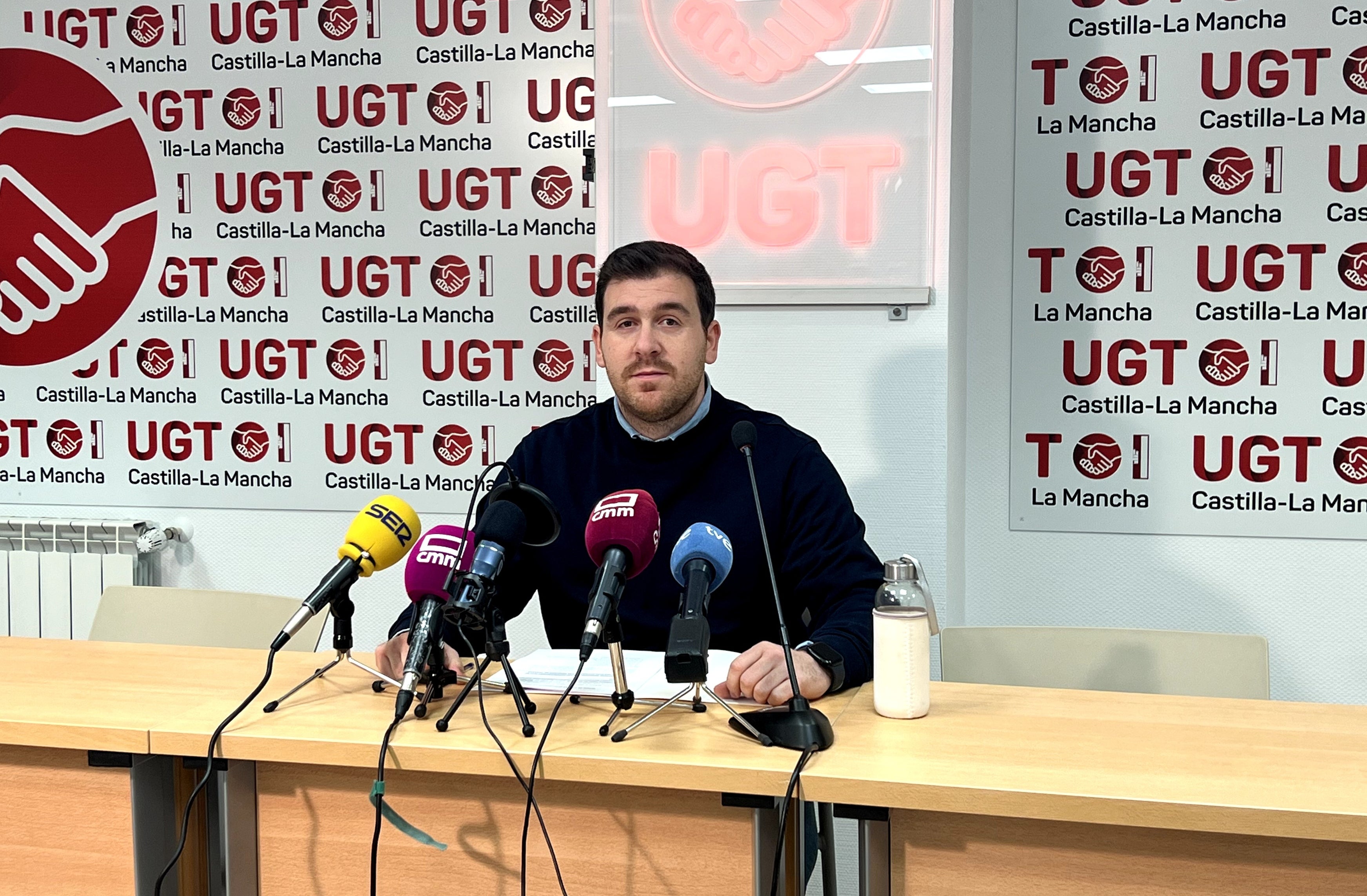 Piden regular la Inteligencia Artificial en el ámbito laboral Piden regular la Inteligencia Artificial en el ámbito laboral