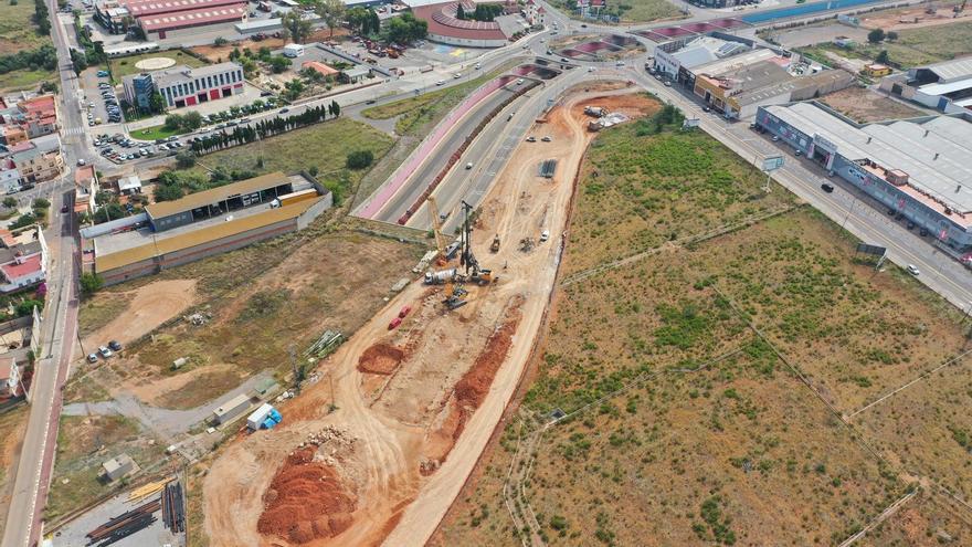 Las obras de acceso al puerto obligan de desalojar a una familia con un niño discapacitado Las obras de acceso al puerto obligan de desalojar a una familia con un niño discapacitado