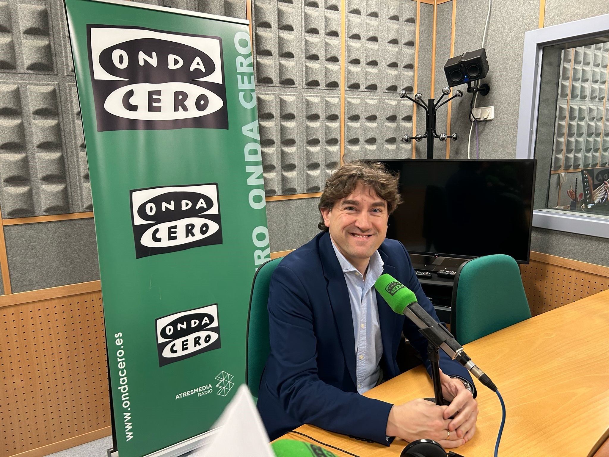 Andueza advierte del peligro que entrañan las ansias independentistas de PNV y Eh Bildu Andueza advierte del peligro que entrañan las ansias independentistas de PNV y Eh Bildu