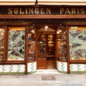 Una de las tiendas históricas de Barcelona que sigue abierta es la tienda especializada cuchillos 'Roca', en la Plaça del Pi Una de las tiendas históricas de Barcelona que sigue abierta es la tienda especializada cuchillos 'Roca', en la Plaça del Pi