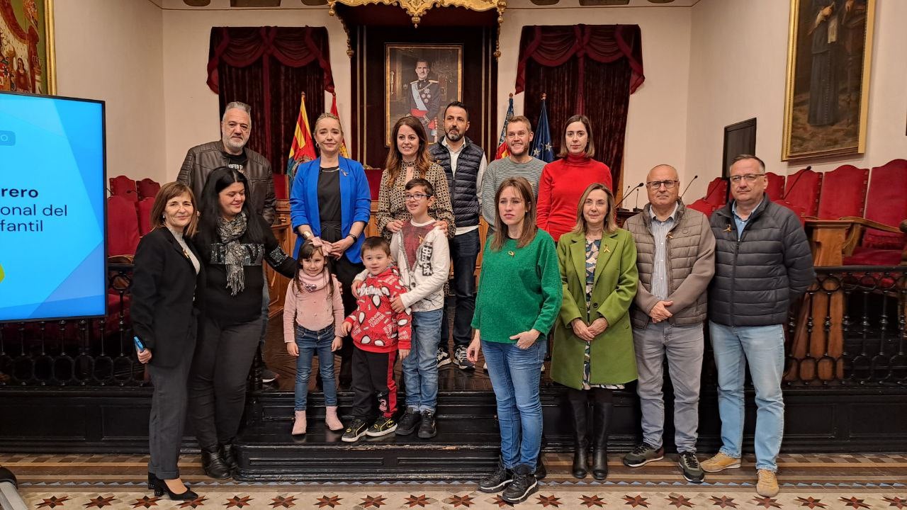 Elche se suma al Día Internacional del Cáncer Infantil con un acto institucional Elche se suma al Día Internacional del Cáncer Infantil con un acto institucional
