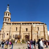 Iglesia de Nuestra Señora de la Asunción de Valdepeñas, Plaza de España Iglesia de Nuestra Señora de la Asunción de Valdepeñas, Plaza de España