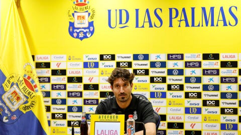 Jos&eacute; Campa&ntilde;a en su presentaci&oacute;n con Las Palmas