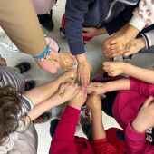 Colegio San Javier de Escatrón en el Día Internacional del Cáncer Infantil