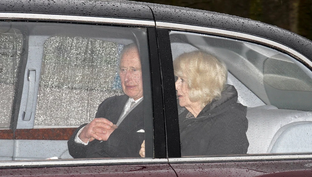 Carlos III y Camila llegan a Clarence House en Londres