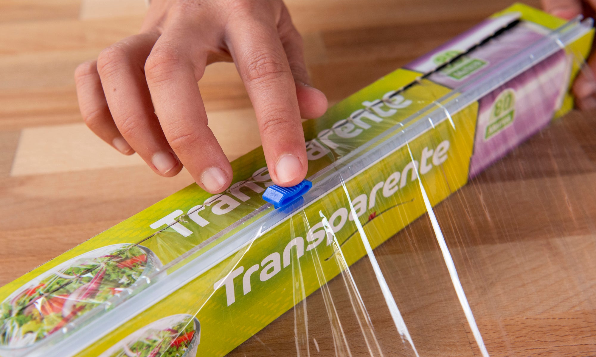 Reconocimiento al innovador sistema de corte del film transparente de Mercadona Reconocimiento al innovador sistema de corte del film transparente de Mercadona