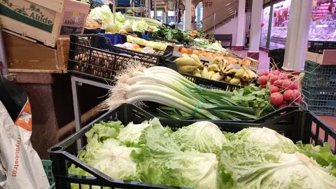 Frutas y verduras en un mercado de abastos Frutas y verduras en un mercado de abastos/ Europa Press