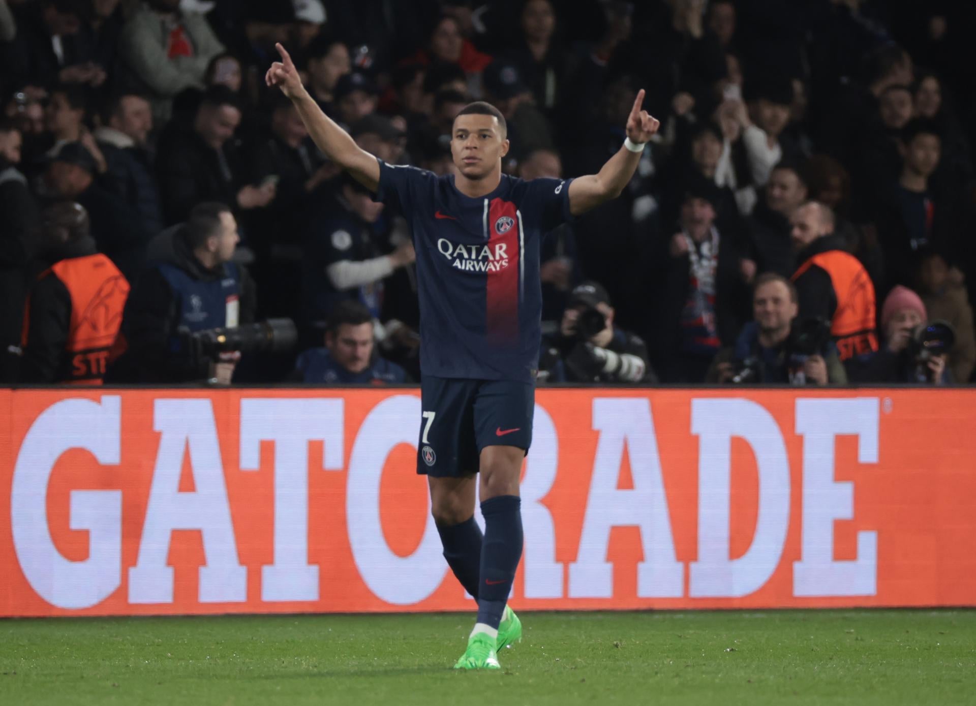 Mbappé comunica al PSG que se marchará este verano Mbappé comunica al PSG que se marchará este verano