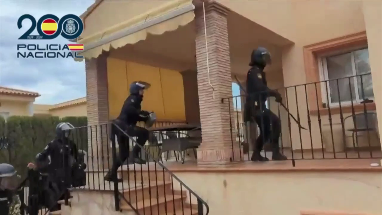 Desmantelan una plantación de marihuana en un chalé de Dénia Desmantelan una plantación de marihuana en un chalé de Dénia