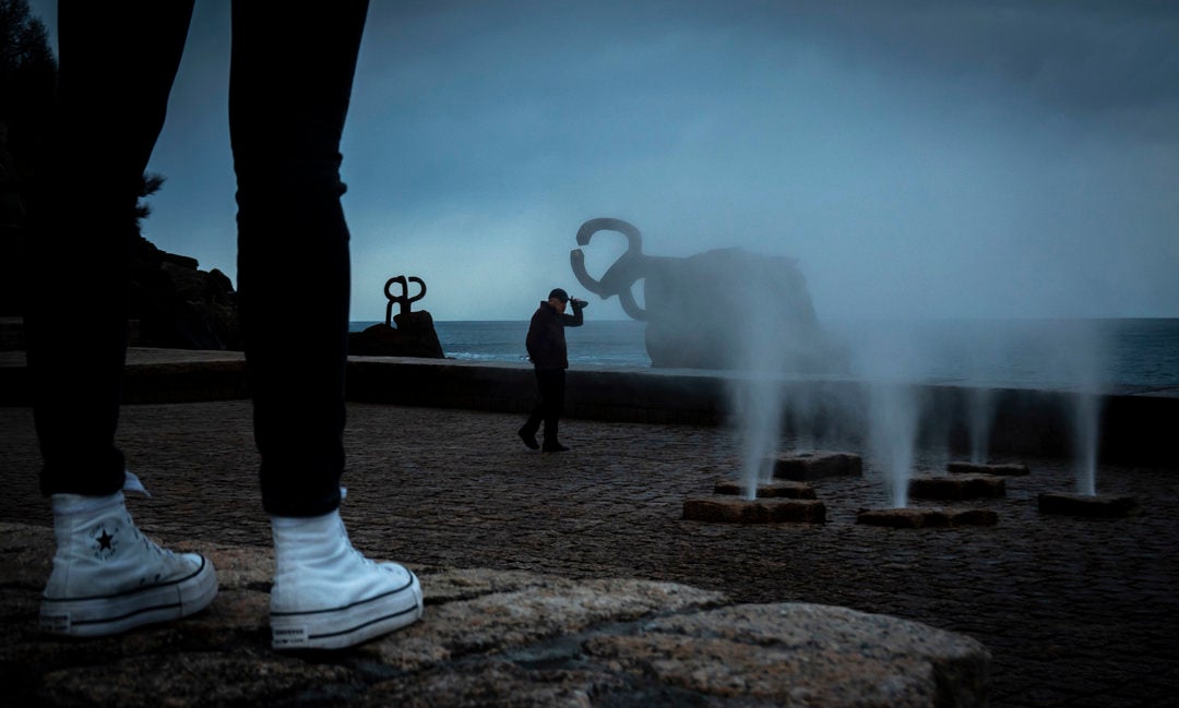 Por qué llueve barro: el extraño fenómeno que hoy llega a varias provincias Por qué llueve barro: el extraño fenómeno que hoy llega a varias provincias