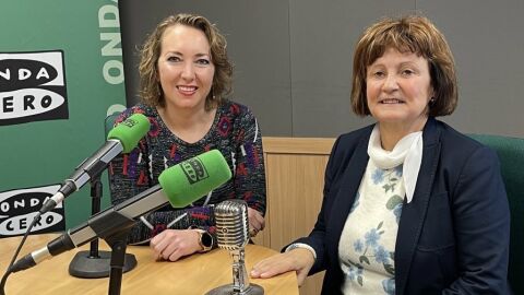 La delegada de la Aemet en Baleares, Mar&iacute;a Jos&eacute; Guerrero, junto a Elka Dimitrova en Onda Cero Mallorca