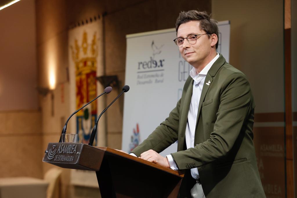REDEX elige a Francisco Javier Sánchez Vega como nuevo presidente en su Asamblea regional REDEX elige a Francisco Javier Sánchez Vega como nuevo presidente en su Asamblea regional