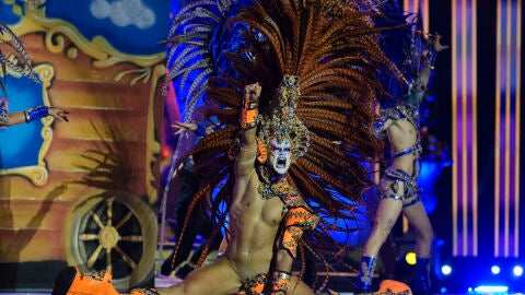 Drag Elektra (Iván Sánchez Pérez), con el espectáculo &quot;Tiene narices la cosa&quot;, gana el concurso Drag Queen del Carnaval de Las Palmas de Gran Canaria 2024, este viernes en la capital grancanaria