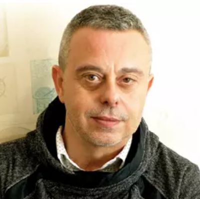 Toni Hill habla en el Centro Andaluz de las Letras de novela negra Toni Hill habla en el Centro Andaluz de las Letras de novela negra