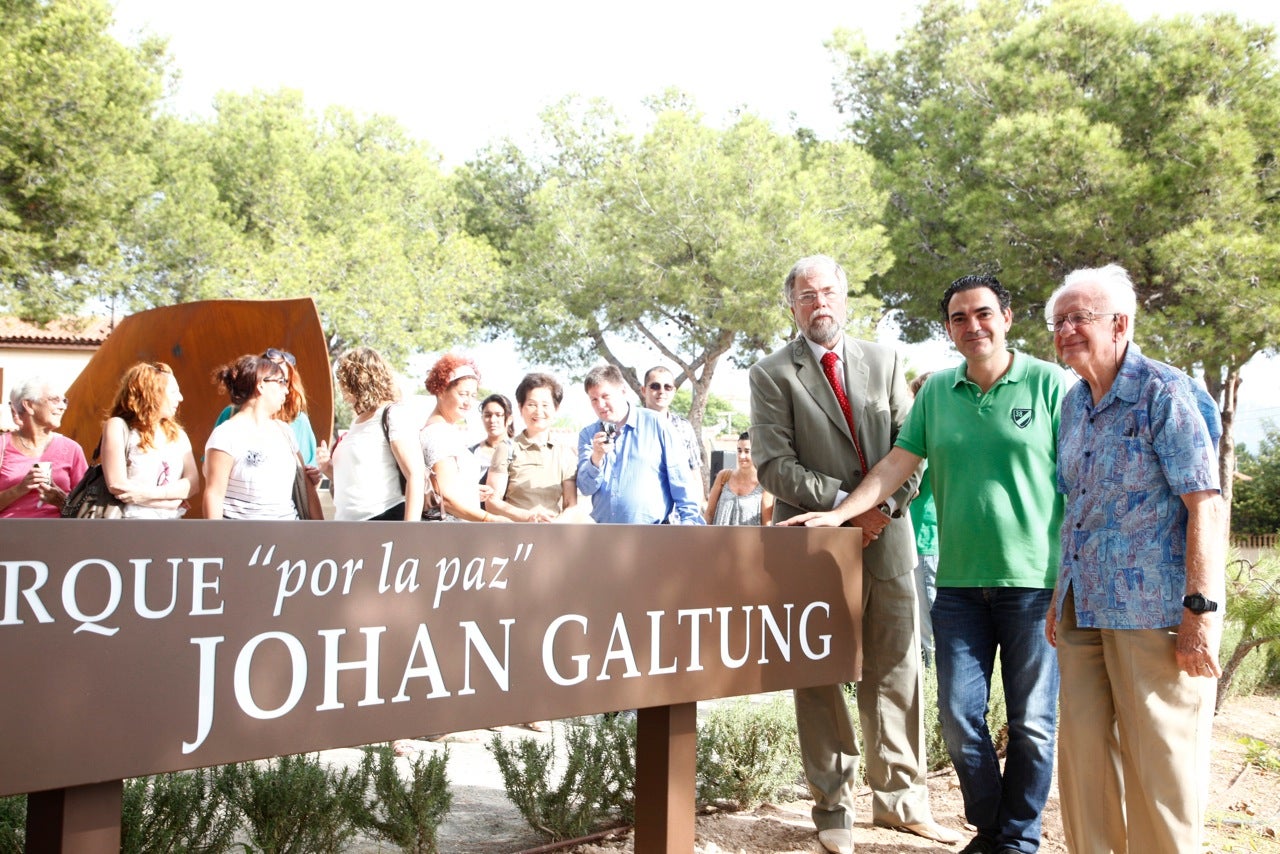 Fallece el sociólogo Johan Galtung, activista por la paz y vinculado a L'Alfàs del Pi Fallece el sociólogo Johan Galtung, activista por la paz y vinculado a L'Alfàs del Pi