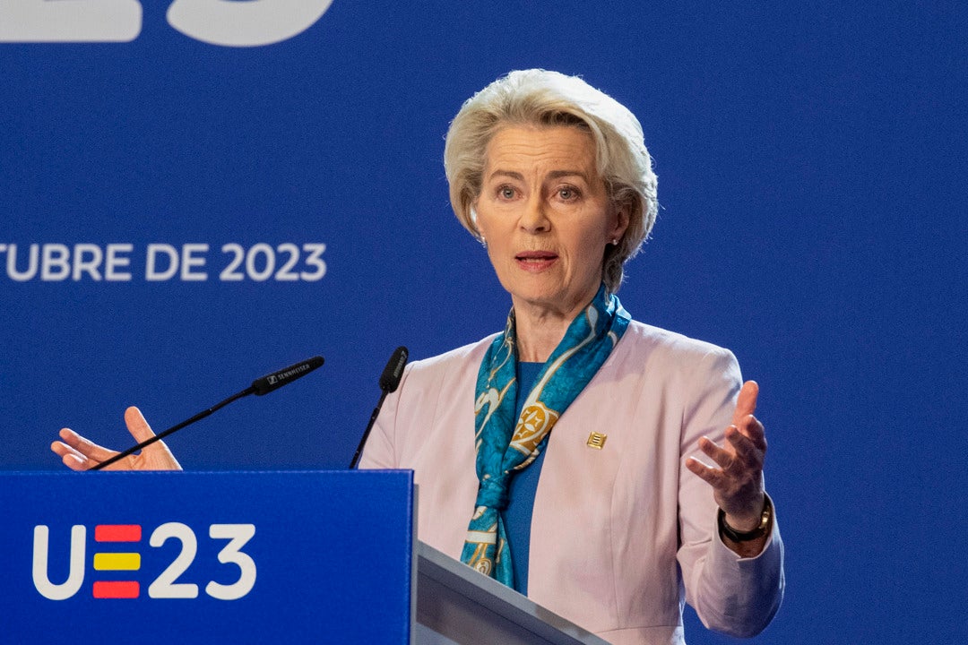 Von der Leyen anuncia su candidatura para repetir al frente de la Comisión Europea Von der Leyen anuncia su candidatura para repetir al frente de la Comisión Europea