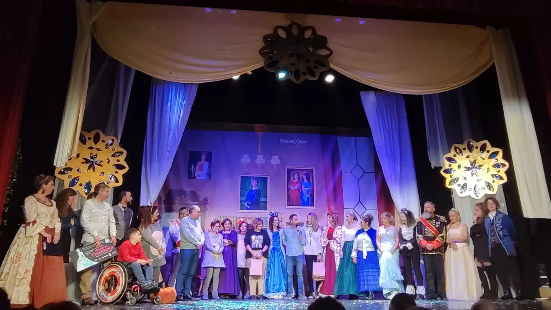 Recaudan fondos con una obra de teatro para un niño de Huétor Tájar con una enfermedad ultrarrara