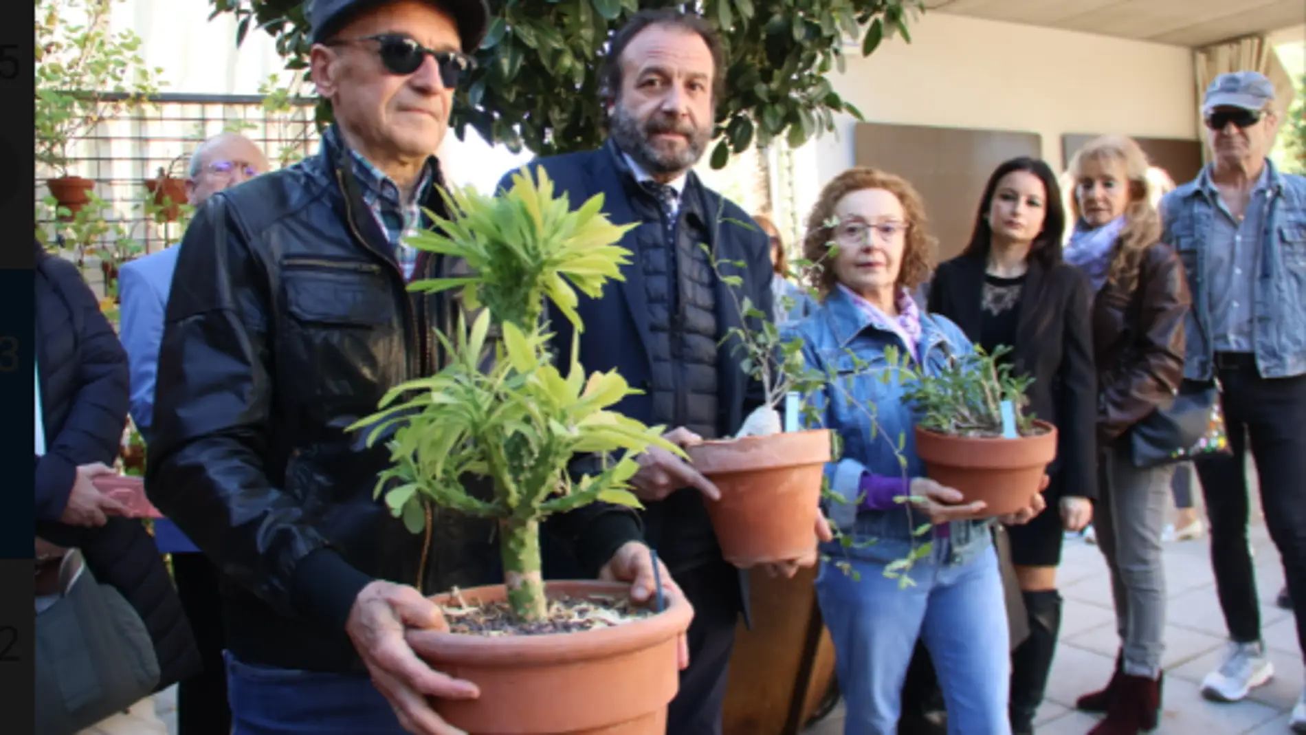 El Jardín Botánico recibe la donación de 700 plantas de un joven que falleció de cáncer