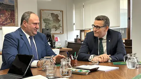 Junta y Eurocaja Rural estrechan vías de colaboración Junta y Eurocaja Rural estrechan vías de colaboración