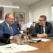 Junta y Eurocaja Rural estrechan vías de colaboración 