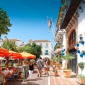 Una plaza en la ciudad andaluza de Marbella 