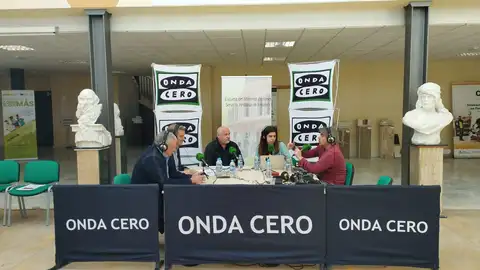 Mas de Uno Almeria desde la Escuela del Marmol en Fines Mas de Uno Almeria desde la Escuela del Marmol en Fines