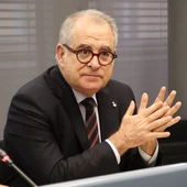 El govern de Collboni supera el primer tràmit del pressupost amb els vots d'ERC i BComú El govern de Collboni supera el primer tràmit del pressupost amb els vots d'ERC i BComú