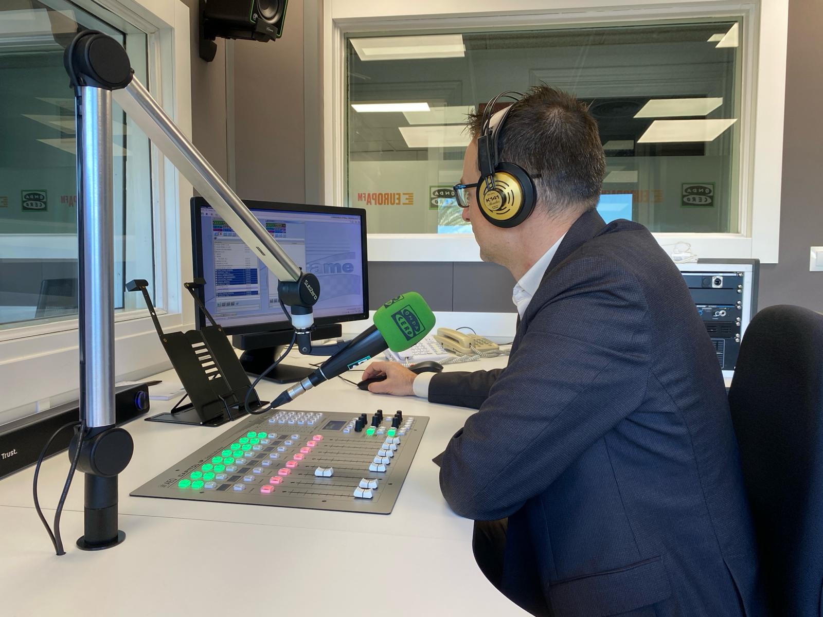 NO PARECE TAN DIFÍCIL. El folletín de las urbanizaciones de Marbella NO PARECE TAN DIFÍCIL. El folletín de las urbanizaciones de Marbella