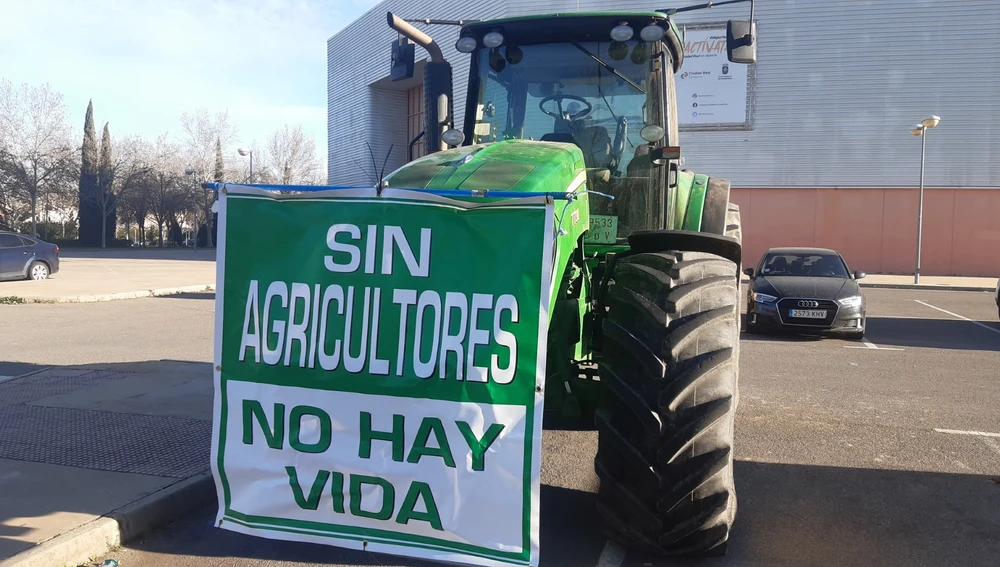 Un tractor que ha participado en la protesta de Ciudad Real