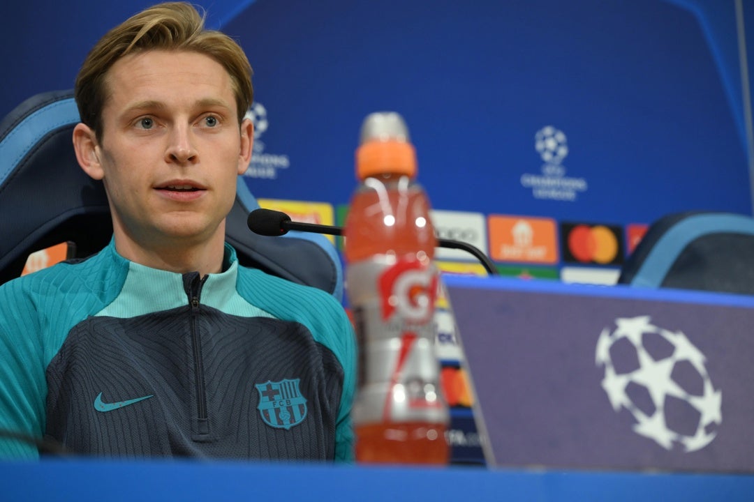 De Jong: "Inventáis cosas que no son y no os da vergüenza" De Jong: "Inventáis cosas que no son y no os da vergüenza"