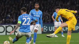Nápoles vs Barcelona: Oshimen neutraliza el gol de Lewandowski y deja todo abierto para Montjuic 