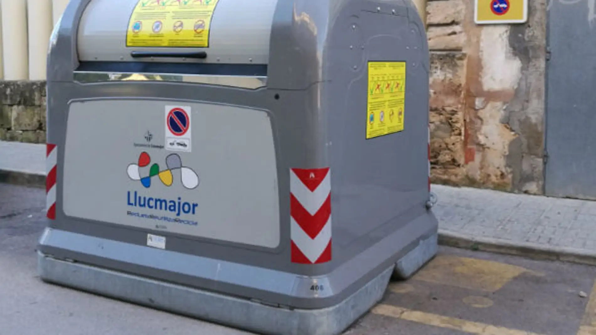 Contenedor de residuos del municipio de Llucmajor