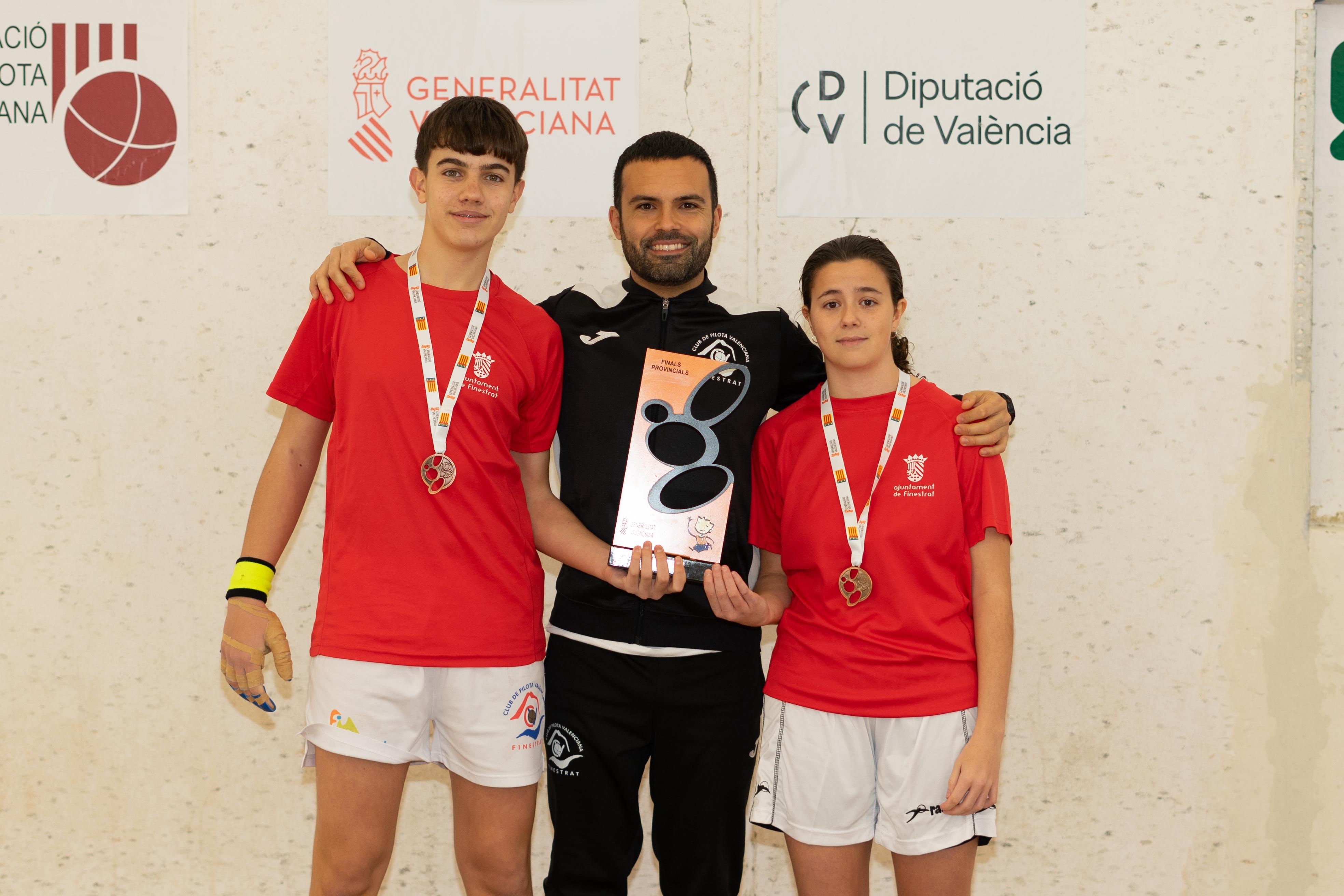Finestrat logra la tercera posición en categoría juvenil el Campeonato Provincial de Raspall Finestrat logra la tercera posición en categoría juvenil el Campeonato Provincial de Raspall