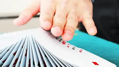 Magia con cartas Polinyà de Xúquer Magia con cartas Polinyà de Xúquer