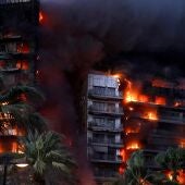El edificio incendiado en Valencia, en Campanar
