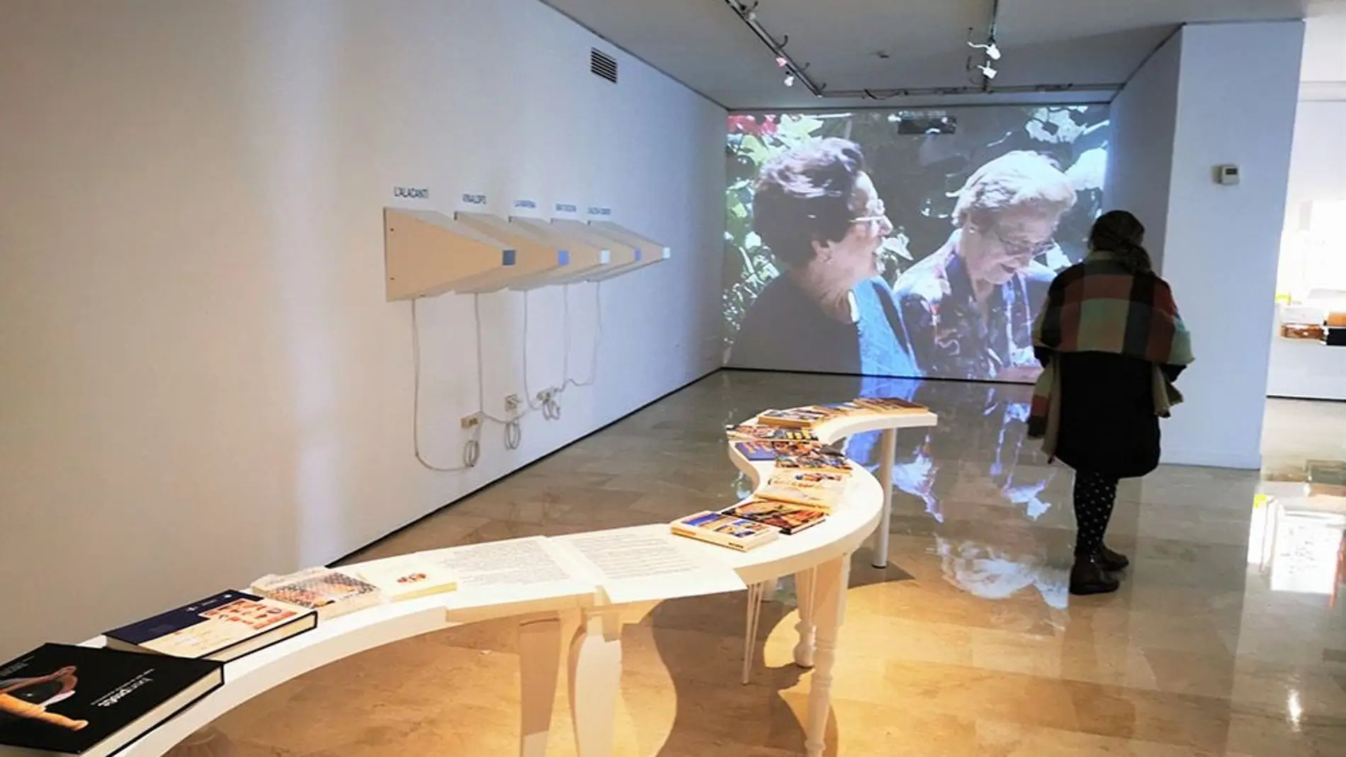 Almoradí acoge la exposición 'Menjars de la Terra. El legado gastronómico de González Pomata'