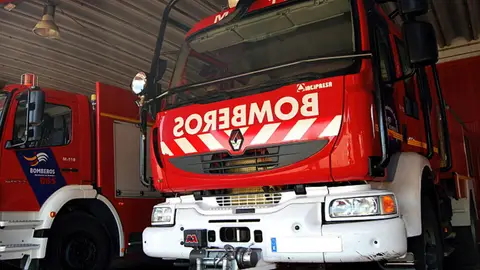 Siete personas afectadas por el incendio de una vivienda en Almendralejo, 5 recibieron el alta in situ 2 ingresaron leves Siete personas afectadas por el incendio de una vivienda en Almendralejo, 5 recibieron el alta in situ 2 ingresaron leves