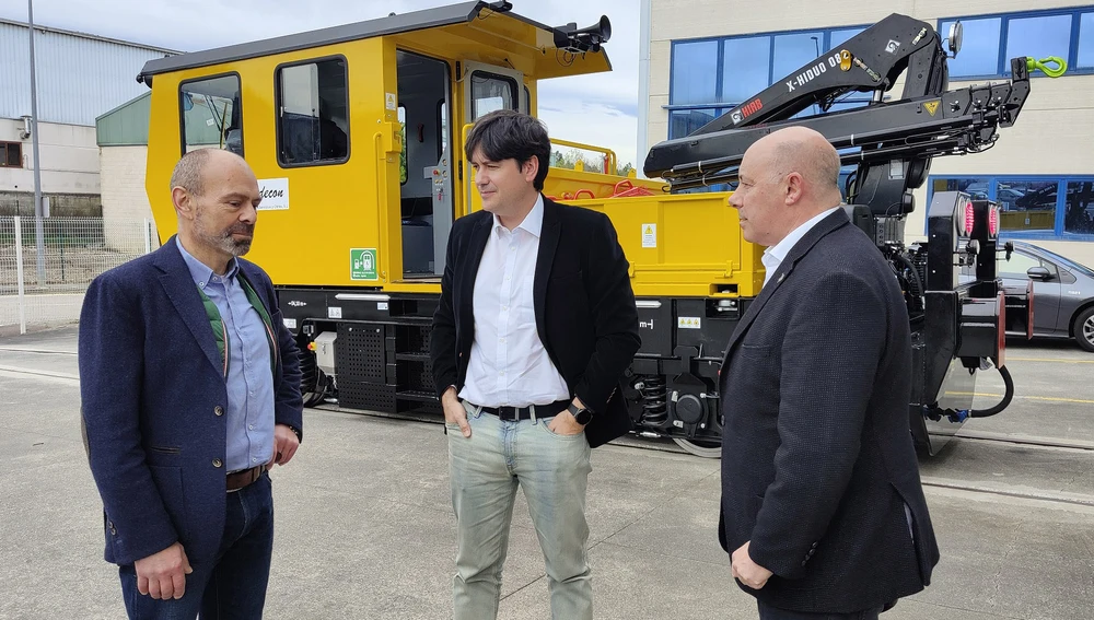 Uromac Systems, diseña una maquina ecológica para mantenimiento líneas de metros. Uromac Systems, diseña una maquina ecológica para mantenimiento líneas de metros.