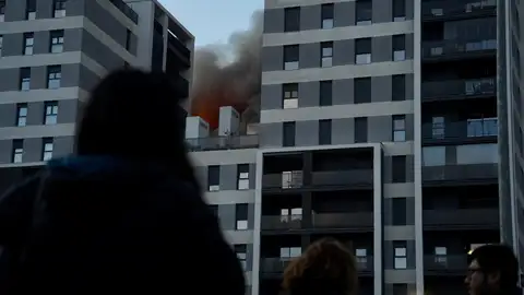 La fachada del edificio que ha sufrido un incendio hoy en la ciudad de Valencia La fachada del edificio que ha sufrido un incendio hoy en la ciudad de Valencia