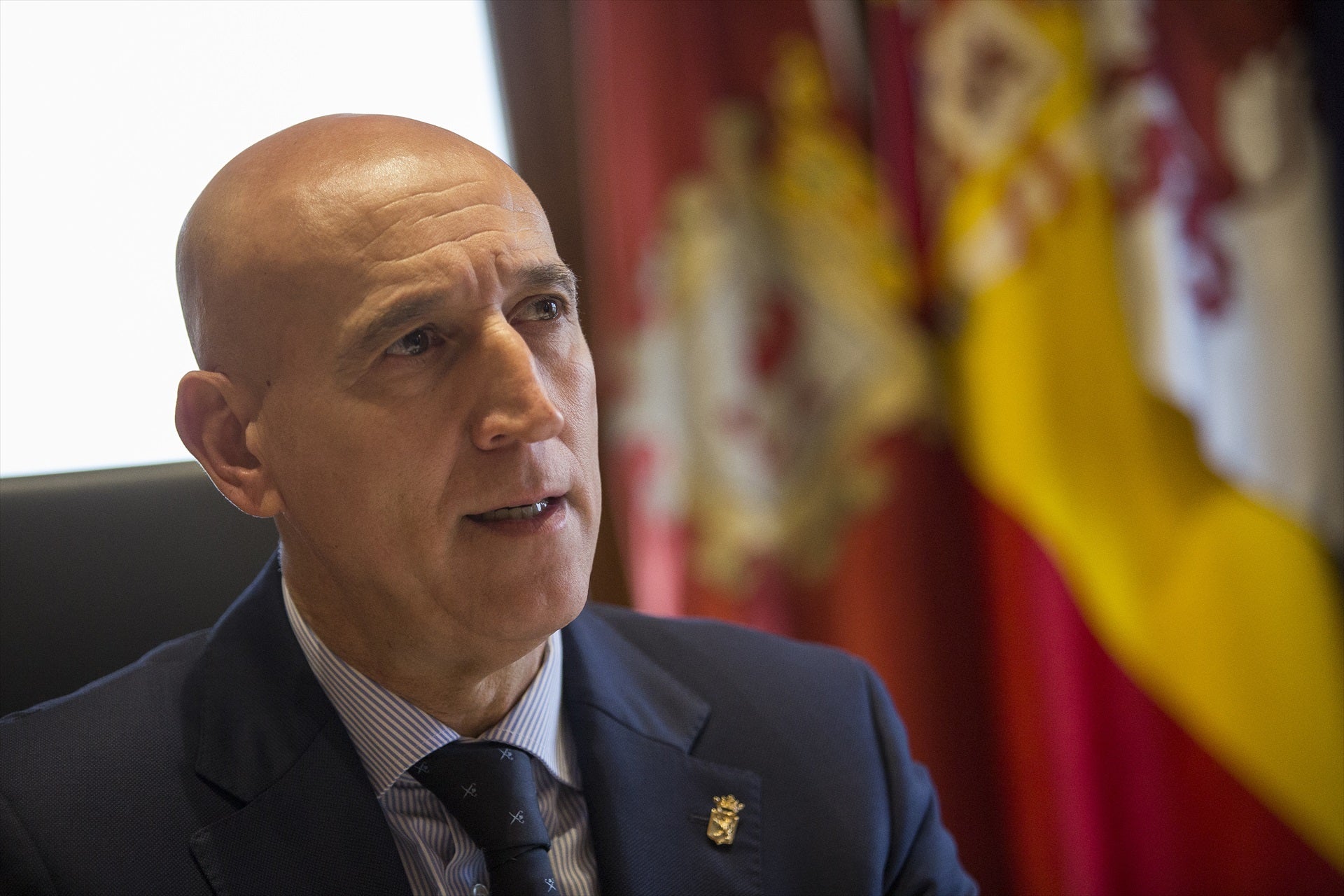 Díez rechaza centralizar en el Aeropuerto de Valladolid los vuelos de la comunidad, como propone la alcaldesa de Burgos Díez rechaza centralizar en el Aeropuerto de Valladolid los vuelos de la comunidad, como propone la alcaldesa de Burgos